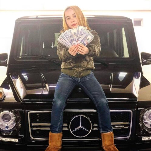 Lil Tay influencer e rapper morre aos 14 anos polícia investiga