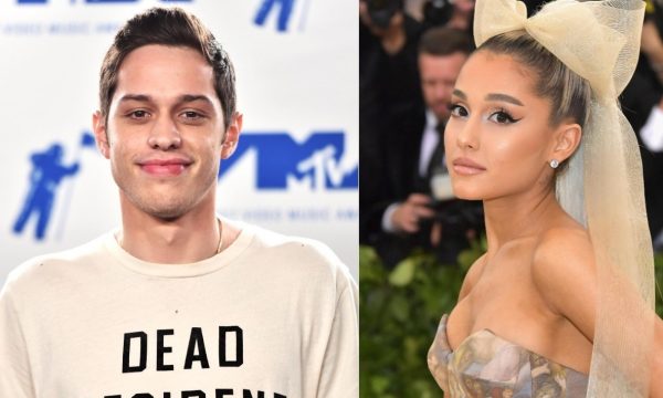 Ariana Grande defende Pete Davidson após noivo ser alfinetado por conta dos olhos