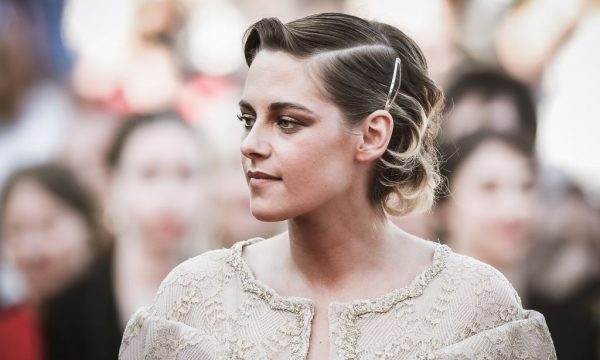 Kristen Stewart fala sobre reboot de ‘As Panteras’: ‘Mostra como as mulheres podem trabalhar juntas agora’