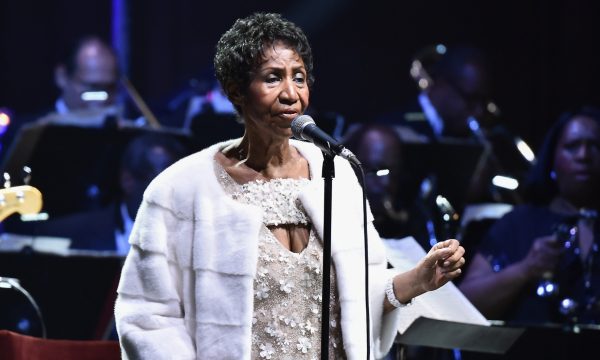 Emocionante! Neta de Aretha Franklin compartilha vídeo da Rainha do Soul cantando meses antes da morte
