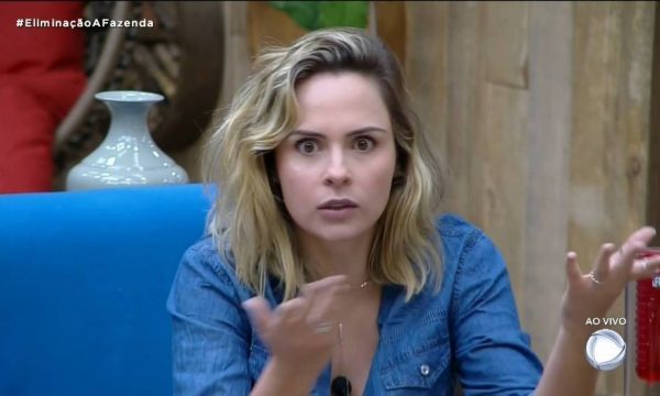 ‘A Fazenda 10’ – Vídeo: Ana Paula Renault se surpreende ao ser eliminada e dispara contra a Record: “Quero que afunde a audiência”