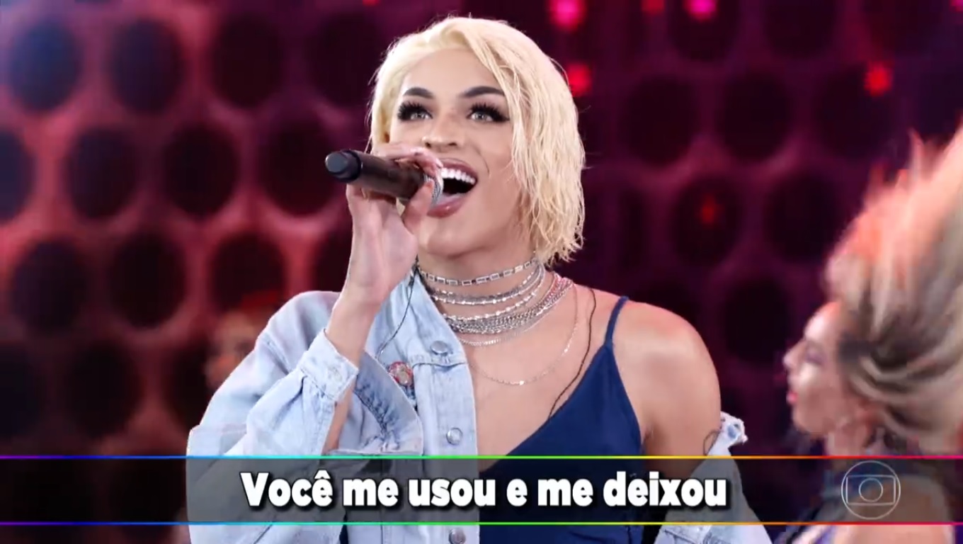 Pabllo Vittar arrasa em performances de Pabllo Vittar arrasa em performances de