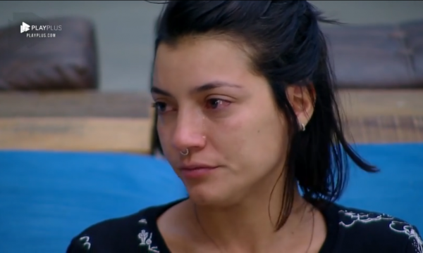 A Fazenda 10: Gabi Prado cai no choro: “O dia mais triste da minha vida”
