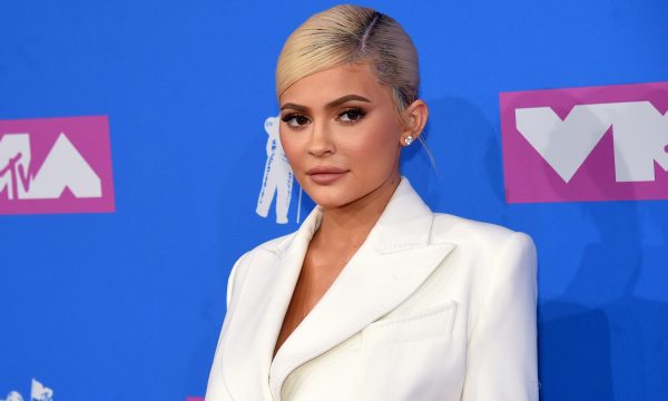 Kylie Jenner explica por que deixou a super festa de Natal da família mais cedo: ‘Melhor noite’