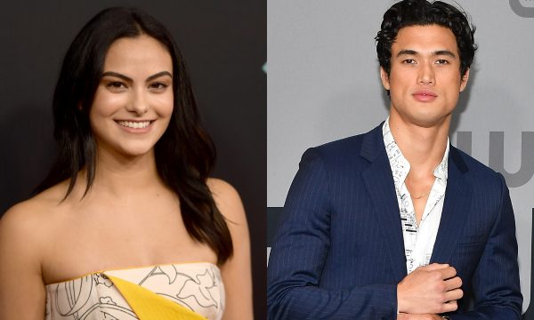 Fofa e feroz! Camila Mendes explica apelido curioso que ganhou do namorado Charles Melton; assista!