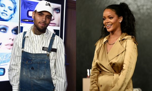 Rihanna posta foto sensual, Chris Brown comenta e fãs da diva se revoltam!