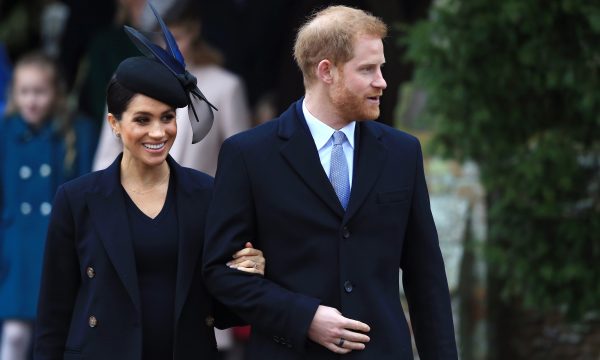 Meghan Markle e Príncipe Harry podem quebrar tradição da realeza com escolha de escola para primeiro filho, diz jornal