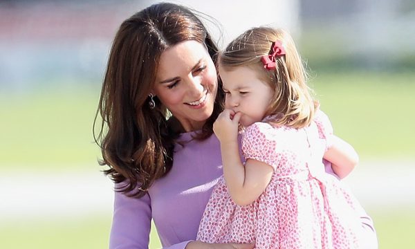 Durante compras de Natal, Kate Middleton revela apelido carinhoso da princesa Charlotte; diz jornal
