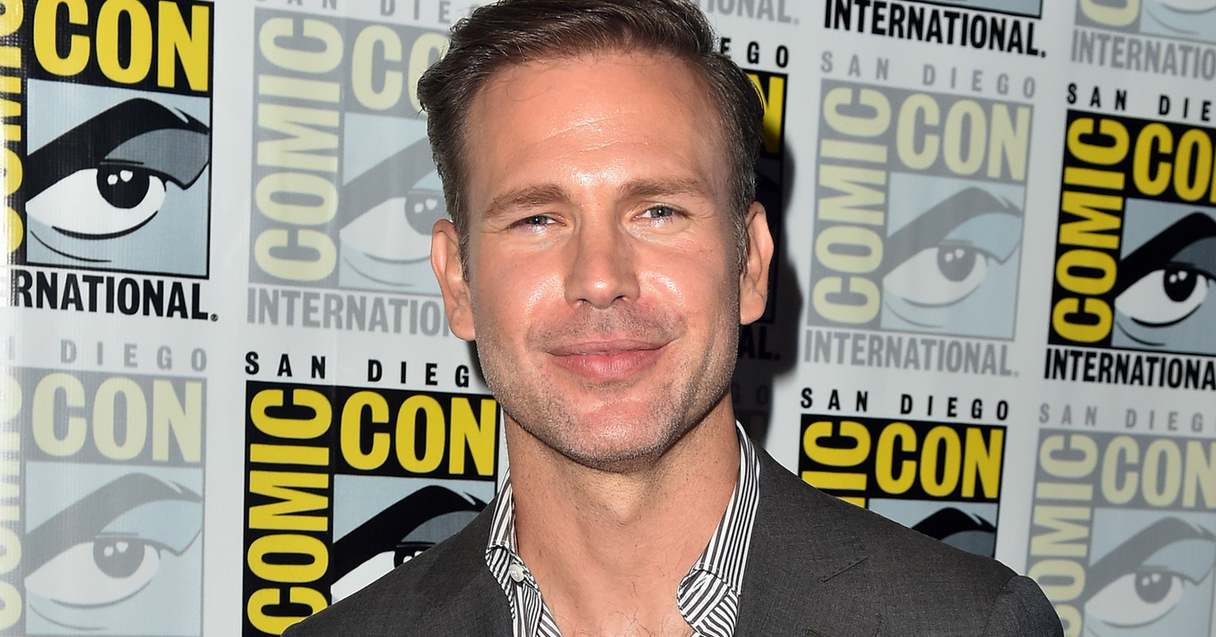 Alaric Saltzman  Matthew davis, Vampire diaries, Vampire diaries the  originals