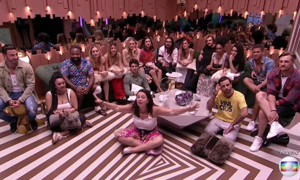 BBB 19: Estreia tem prova por imunidade e anúncio de ‘SuperParedão’ com 14 participantes