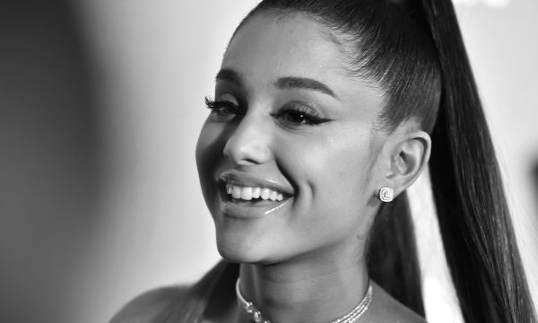 Ariana Grande relembra Mac Miller no dia do aniversário dele com mensagem especial