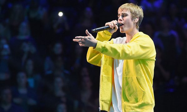 Justin Bieber luta contra a depressão; revista People dá detalhes de quadro do astro