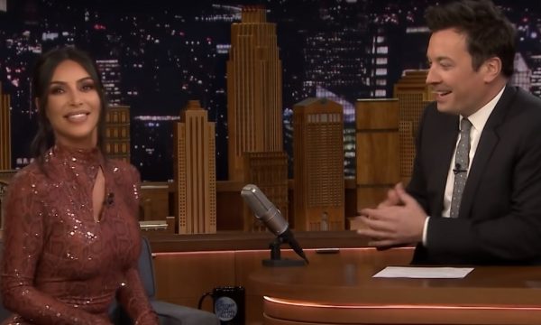Kim Kardashian revela como se sente com a chegada do quarto filho e comenta rumor sobre noivado de Kylie Jenner; assista!