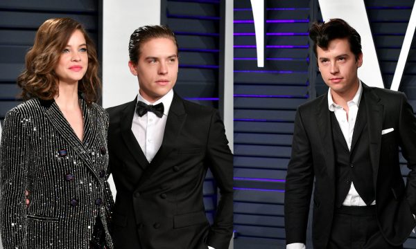 Barbara Palvin finalmente conheceu o irmão de seu namorado Dylan, Cole Sprouse, em festa do Oscar; veja foto