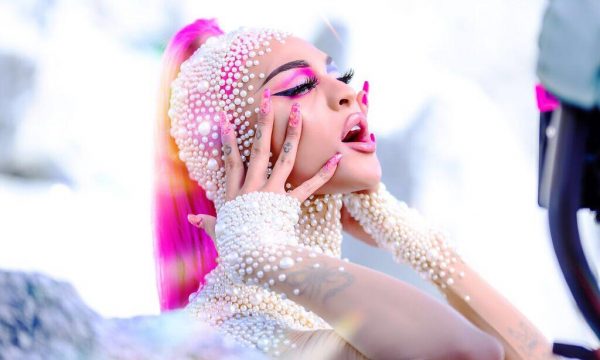 Foi longe demais! Pabllo Vittar desbrava outro planeta no clipe BAPHO do hino ‘Buzina’; vem ver!