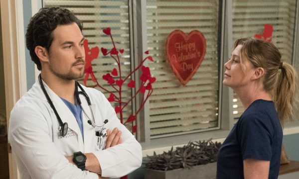 “Grey’s Anatomy”: Ellen Pompeo rebate críticas sobre diferença de idade entre Meredith e DeLuca