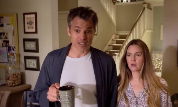 “Santa Clarita Diet”: Após revolta de fãs, Drew Barrymore e Timothy Olyphant se manifestam sobre cancelamento da série pela Netflix