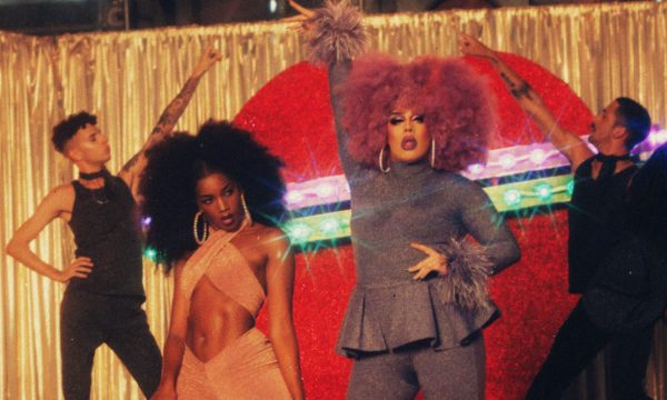 SAIU! Gloria Groove e Iza são duas fugitivas babadeiras no clipe novo da drag queen, “YoYo”; vem assistir!