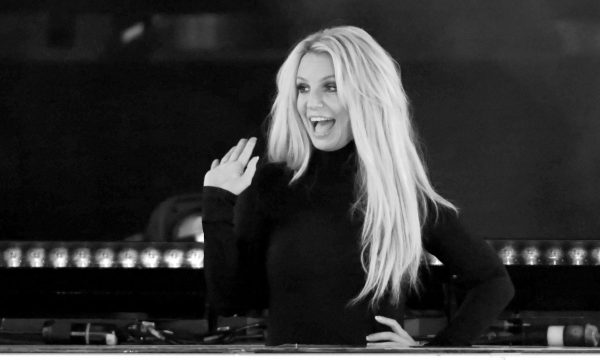 Britney Spears tem ordem de restrição ao ex-empresário Sam Lufti estendida por 5 anos; entenda!