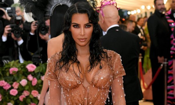 Kim Kardashian manda refazer peças com pele de animais em versões mais conscientes; veja!