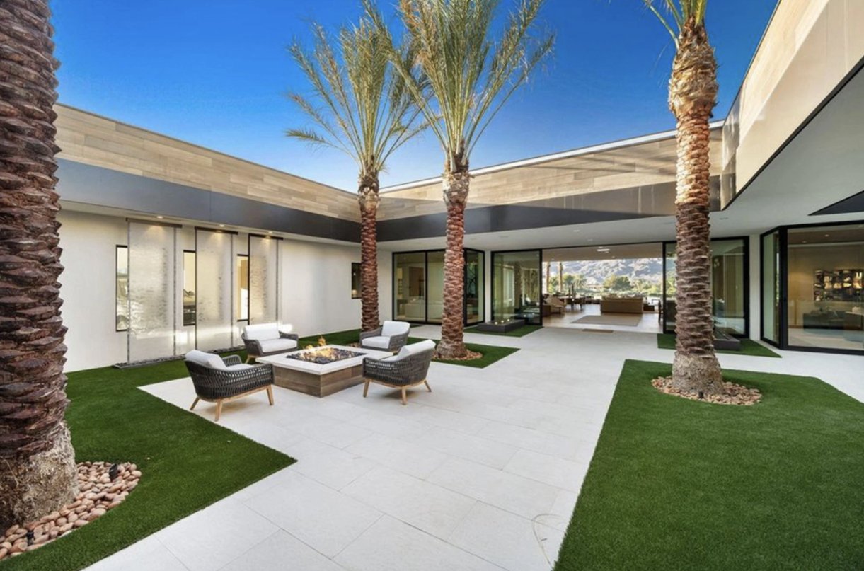 Kourtney Kardashian compra mansão de R$60 milhões na Califórnia para ser seu “ninho de amor”. (Foto: Realtor)