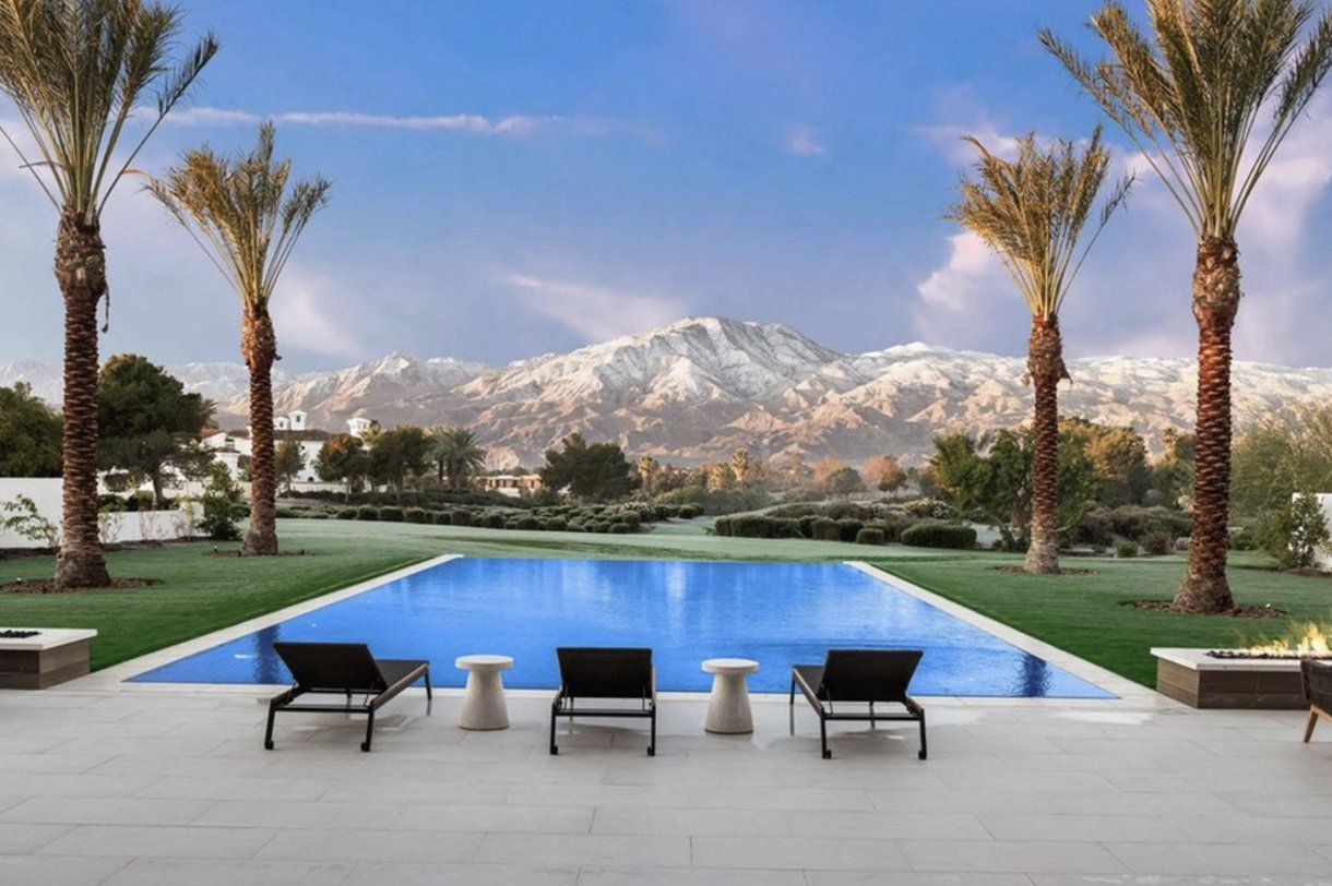 Kourtney Kardashian compra mansão de R$60 milhões na Califórnia para ser seu “ninho de amor”. (Foto: Realtor)