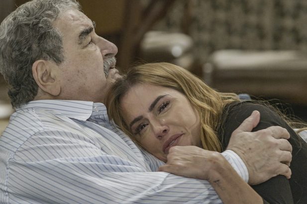 Alexia Deborah Secco Tem Encontro Emocionante Com O Avo Ignacio Otavio Augusto Em Salve Se Quem Puder