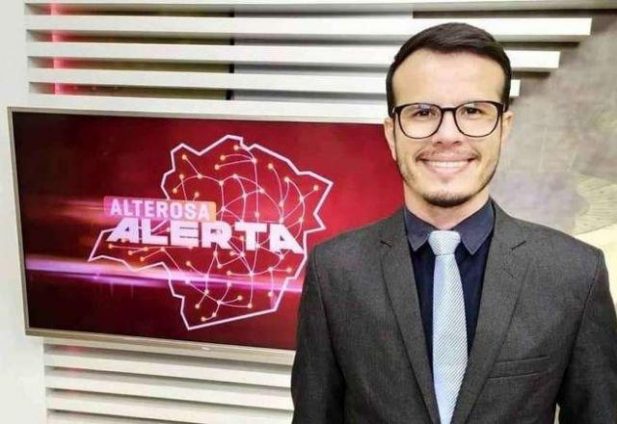 20220104 Apresentador Sbt Desmaia
