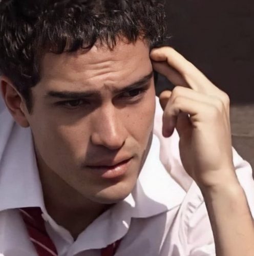 Alfonso como Miguel, em "Rebelde". (Foto: Reprodução/ Televisa)