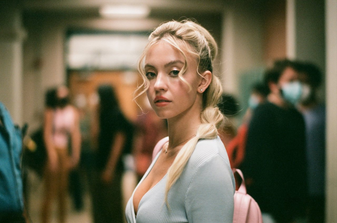 Sydney Sweeney aponta cenas de nudez em sua carreira que foram traumáticas Me senti nojenta