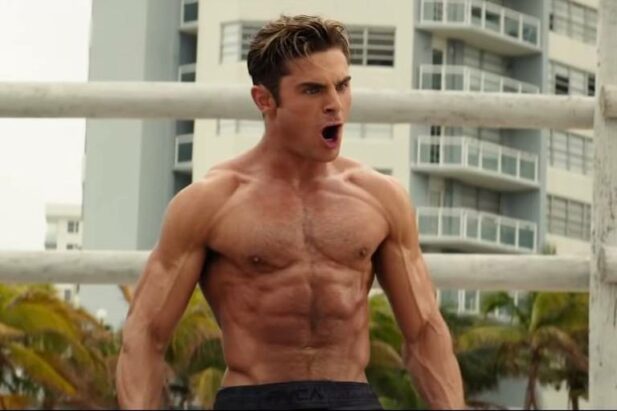 Zac Efron ficou extremamente musculoso para "Baywatch" em 2017 (Foto: Reprodução/Youtube)52 1586056209 3x2 Md