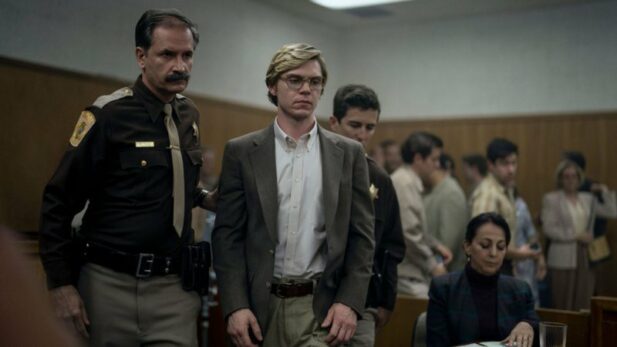 Dahmer O Canibal Americano Foto Divulgacao Netflix Widelg