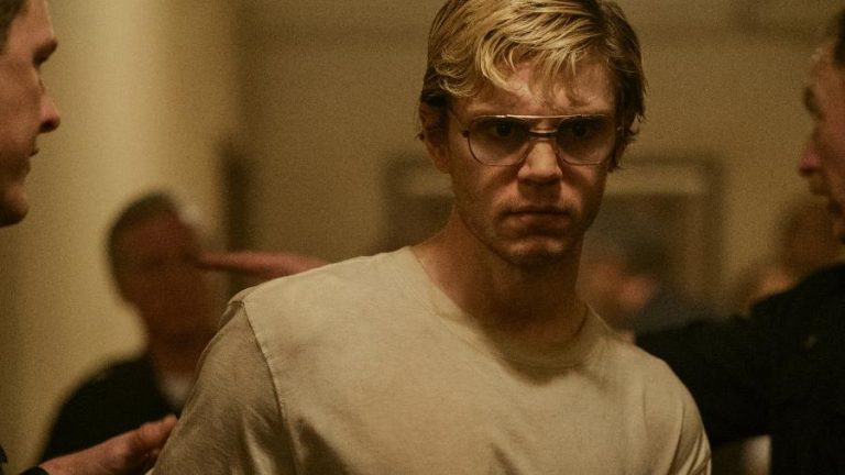 Evan Peters Interpreta Jeffrey Dahmer Em Serie Polemica Da Netflix 1664392753825 V2 900x506