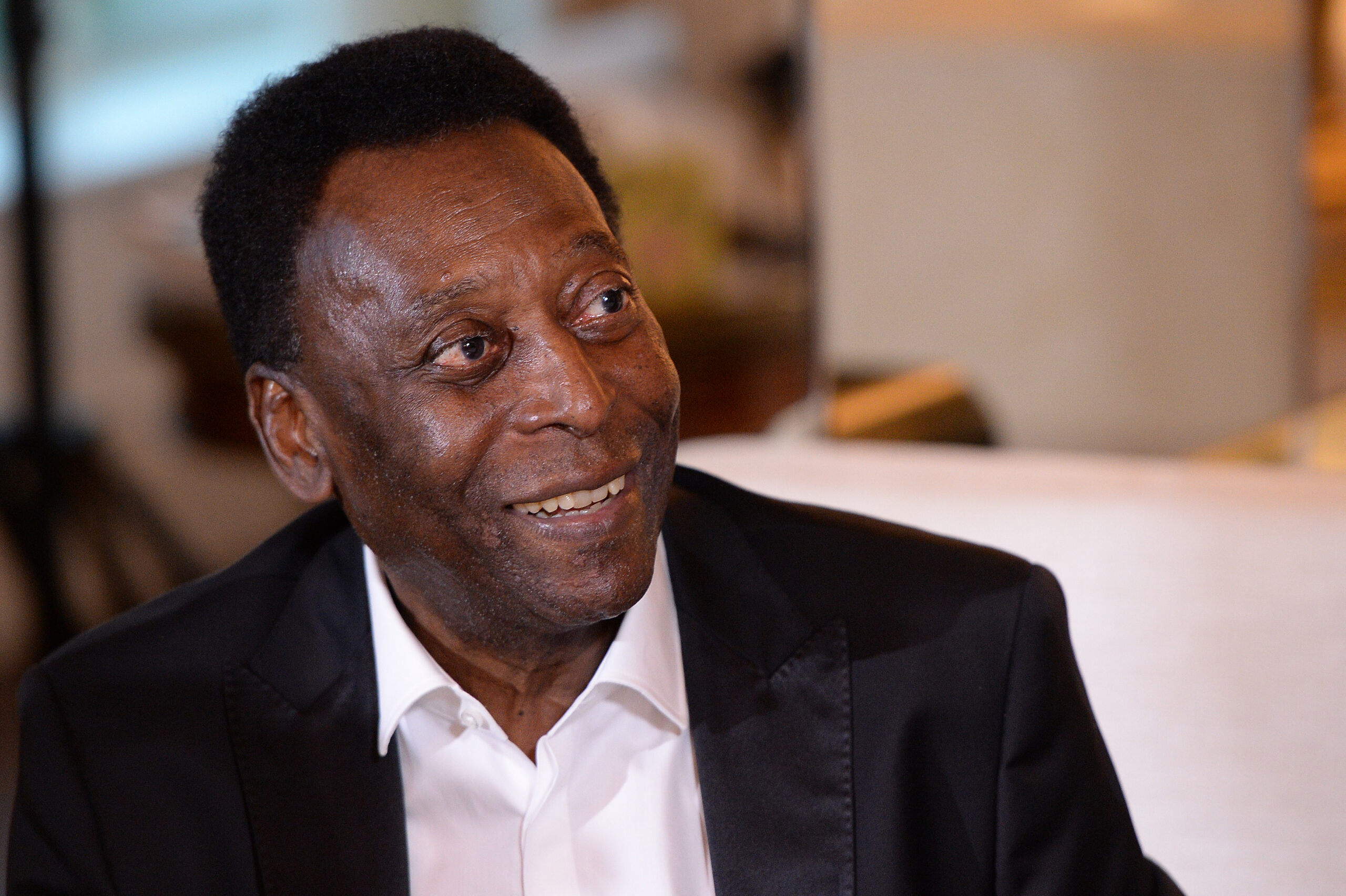 Morre o Rei Pelé aos 82 anos - Geledés