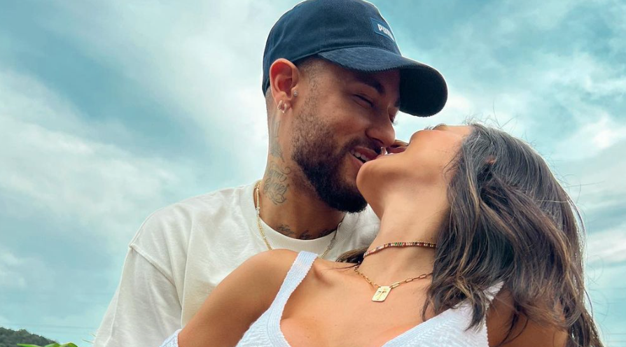 Bruna Biancardi e Neymar Jr. anunciam gravidez; saiba detalhes e veja fotos