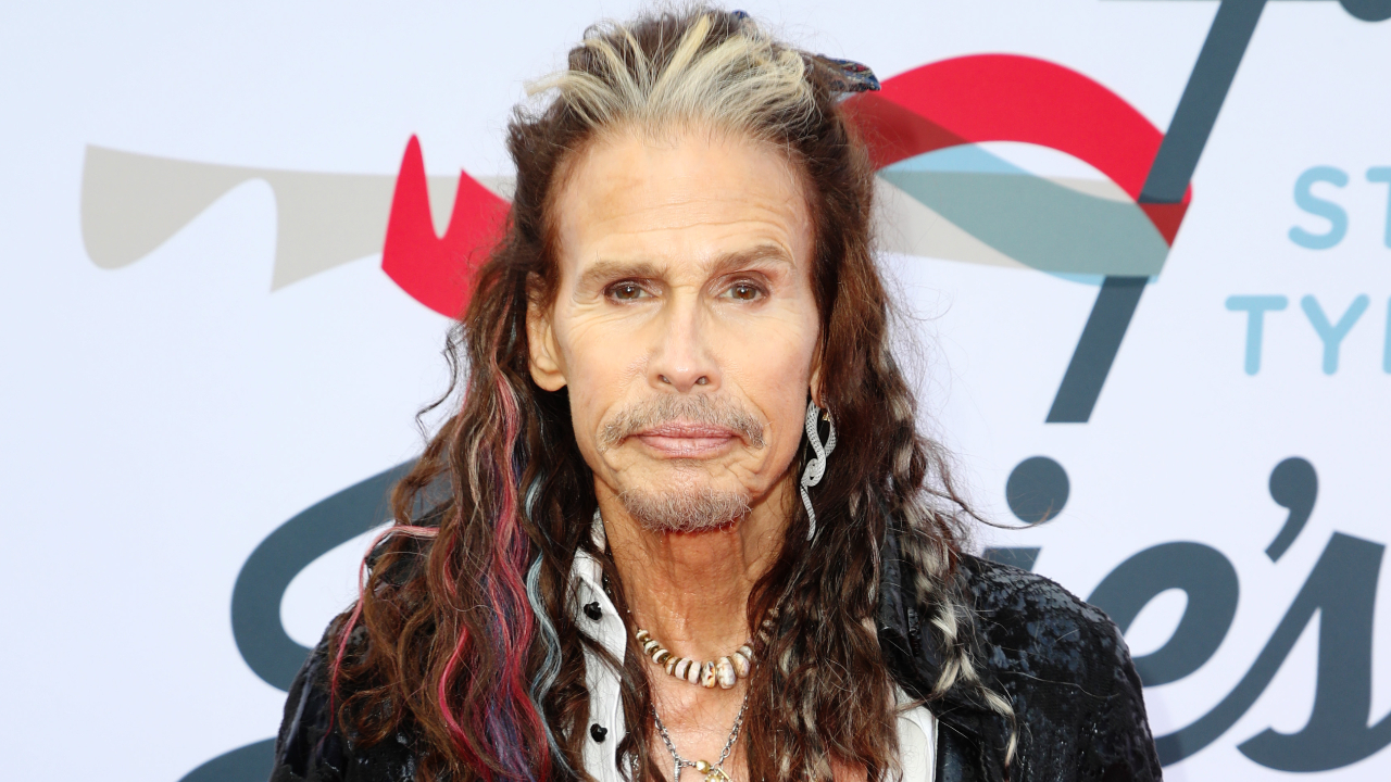 Steven Tyler, do Aerosmith, se manifesta à Justiça sobre acusações de abuso sexual contra menor de idade