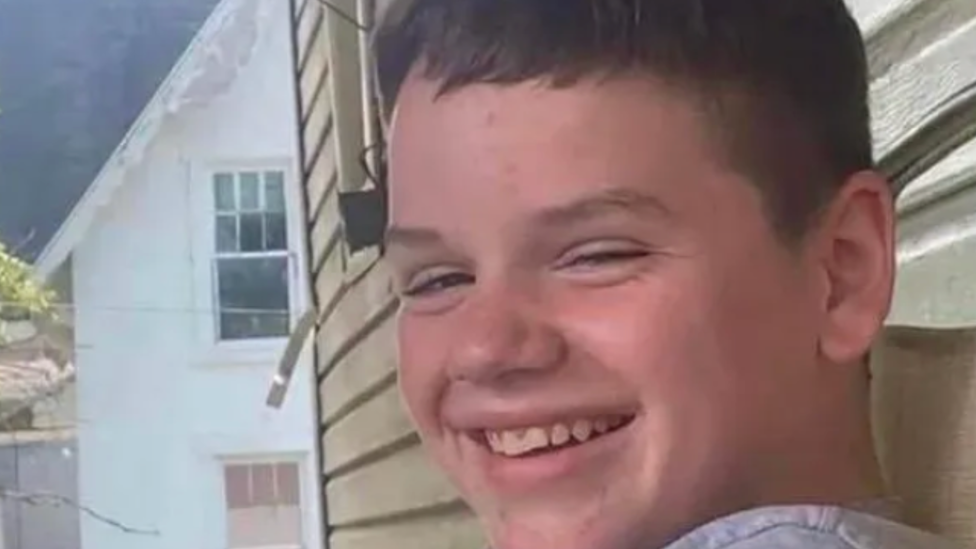 Menino de 13 anos morre de overdose após fazer desafio que viralizou no TikTok