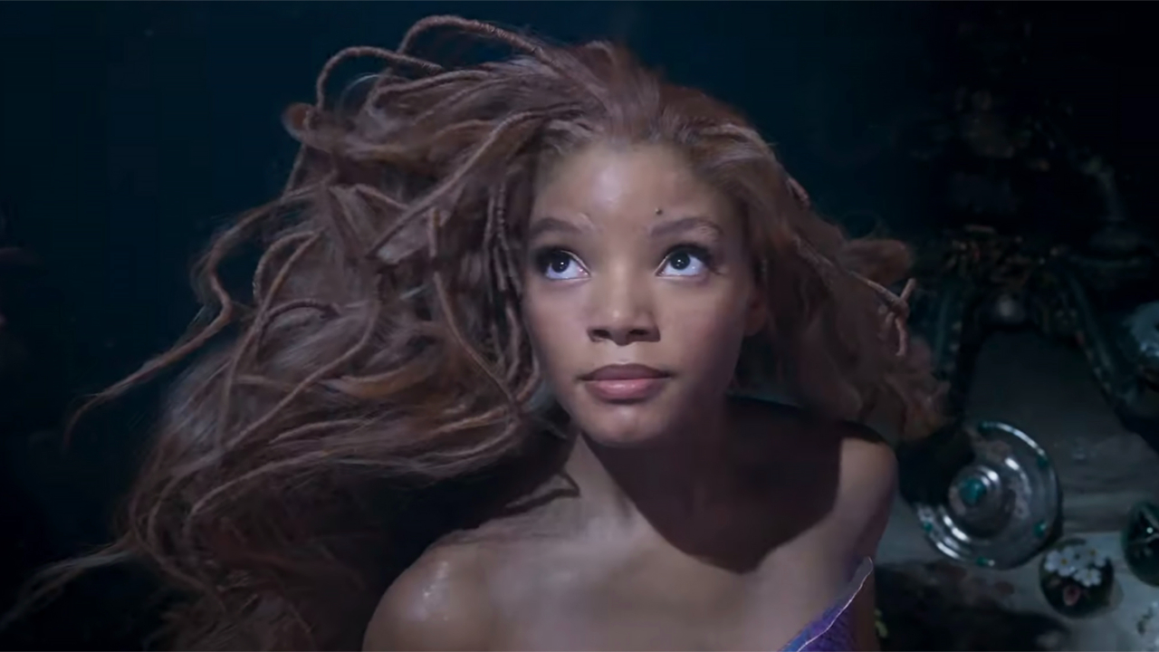A Pequena Sereia: Disney gastou quantia surreal para criar cabelo usado por Halle Bailey, a Ariel!