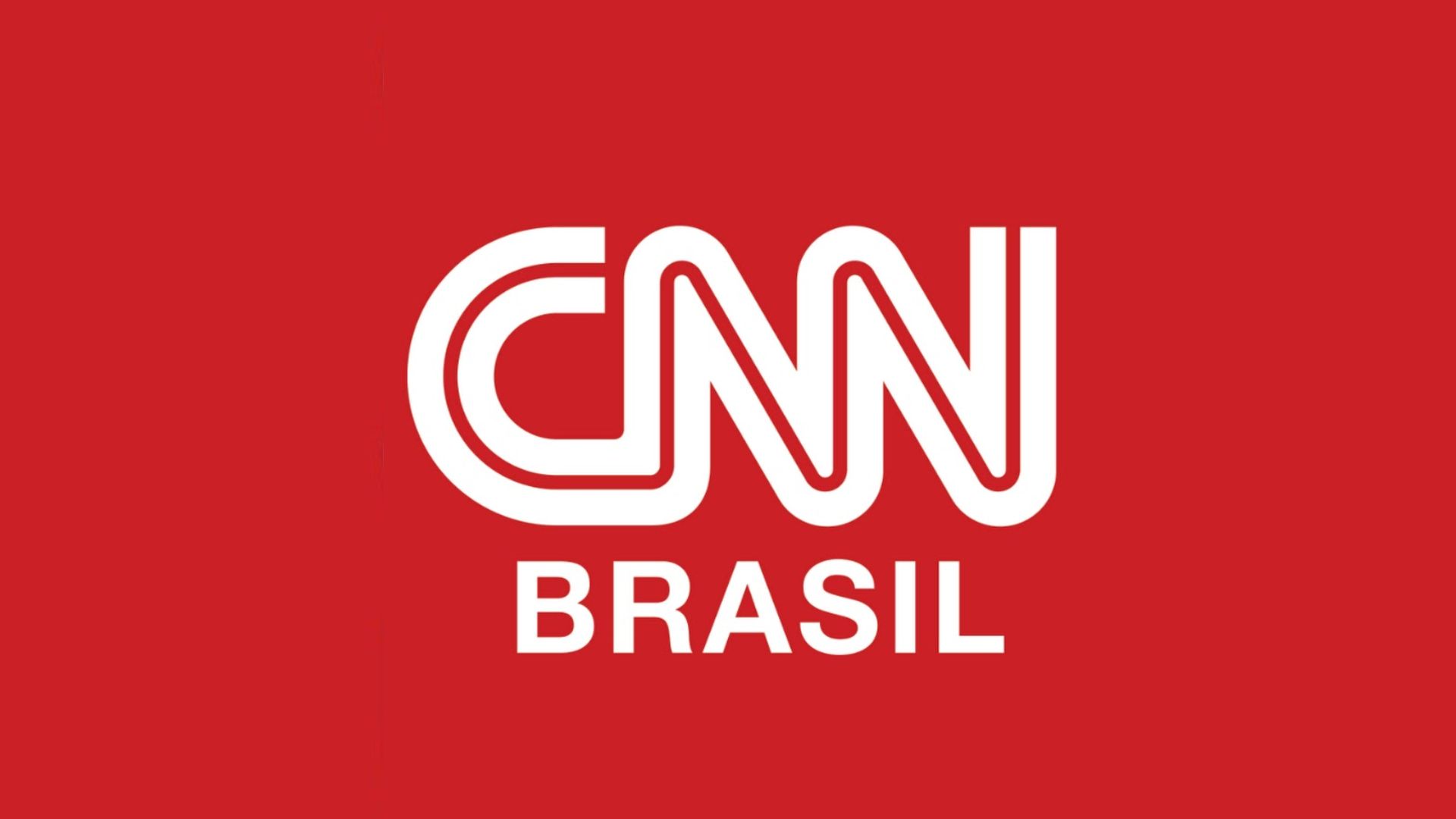 CNN Brasil demite editor após exibição na íntegra de vídeo de mulher fazendo topless em praia de SC