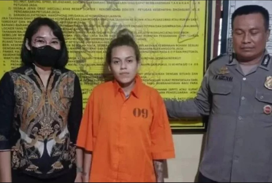 Caso de brasileira presa com drogas em aeroporto na Indonésia tem reviravolta surpreendente: “Milagre”, diz defesa