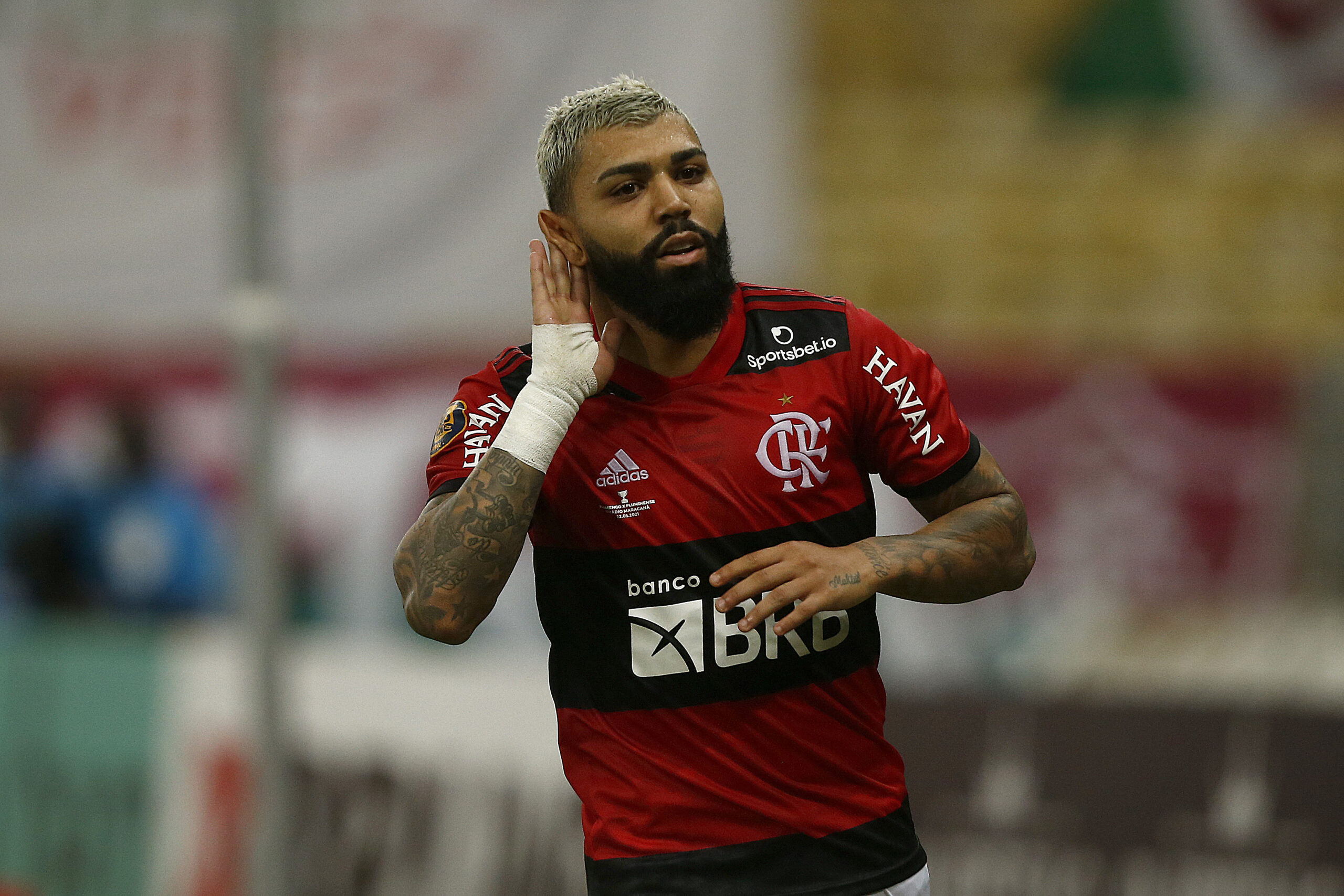 Gabigol dá resposta atravessada a repórter da Globo após vitória contra o Fluminense: “Flamengo não é BBB”; assista