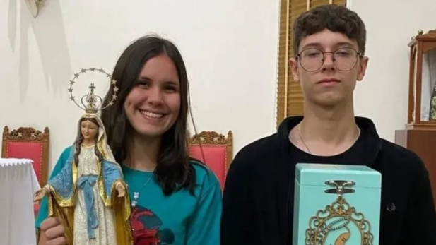 Karoline Alves e Luan Augusto morreram após ataque em escola no Paraná (Foto: Reprodução/Arquivo Pessoal)