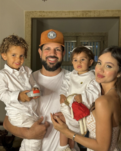 Biah e Sorocaba são pais de Theo e Fernanda. (Foto: Reprodução/ Instagram)