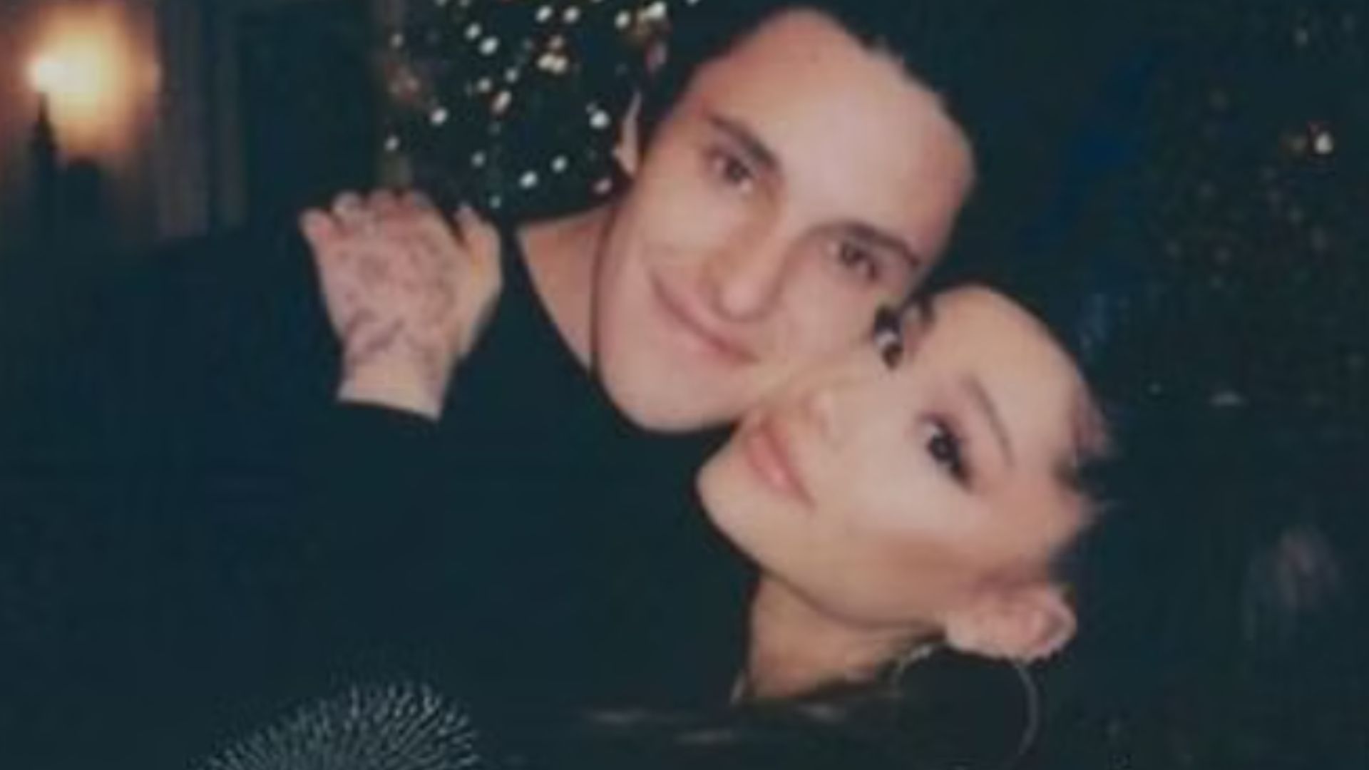 Motivo da separação de Ariana Grande e Dalton Gomez é revelado; ex da cantora já estaria namorando