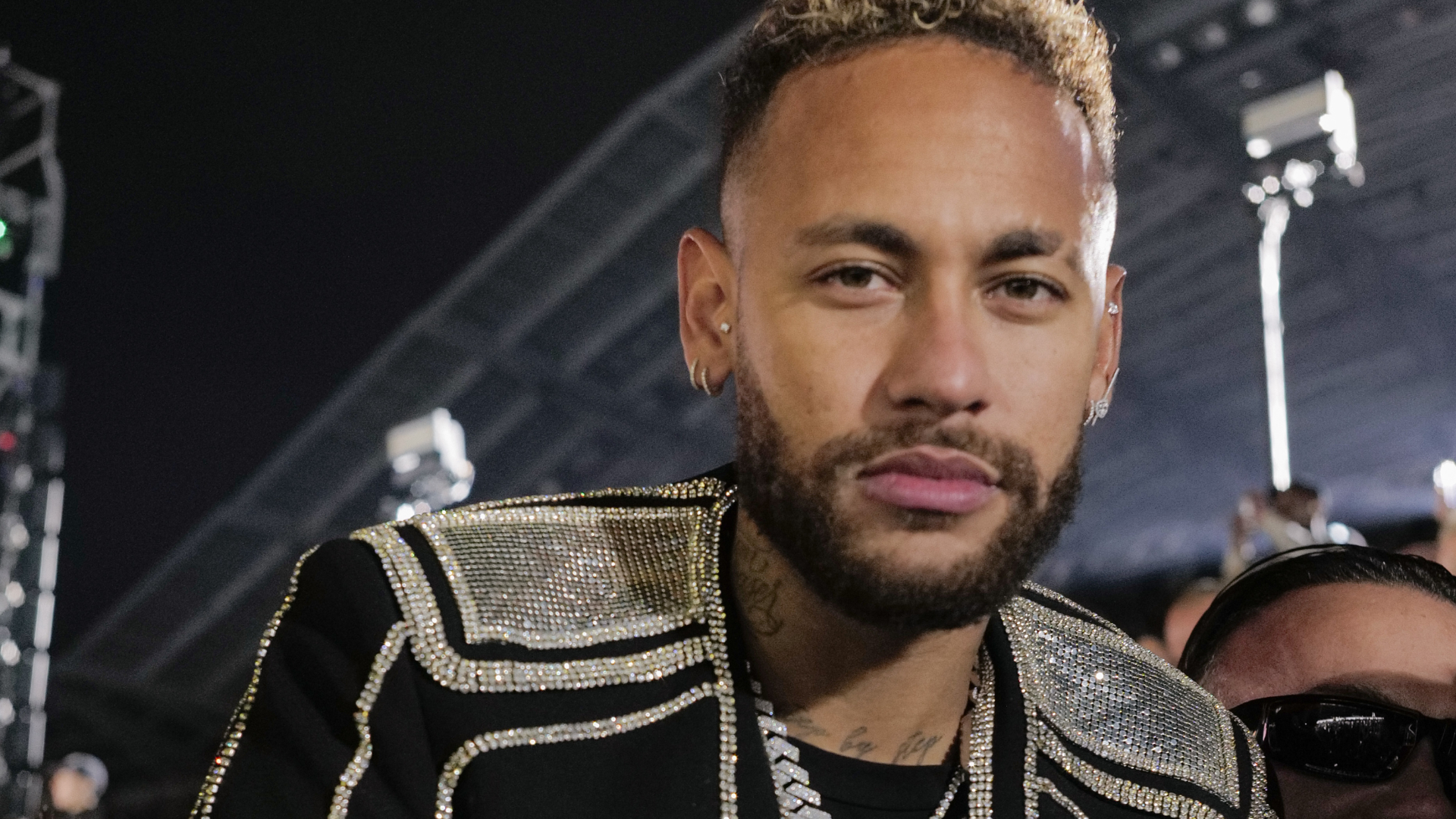 Equipe de Neymar se manifesta após vídeo em balada, e revela status de relacionamento do jogador com Bruna Biancardi