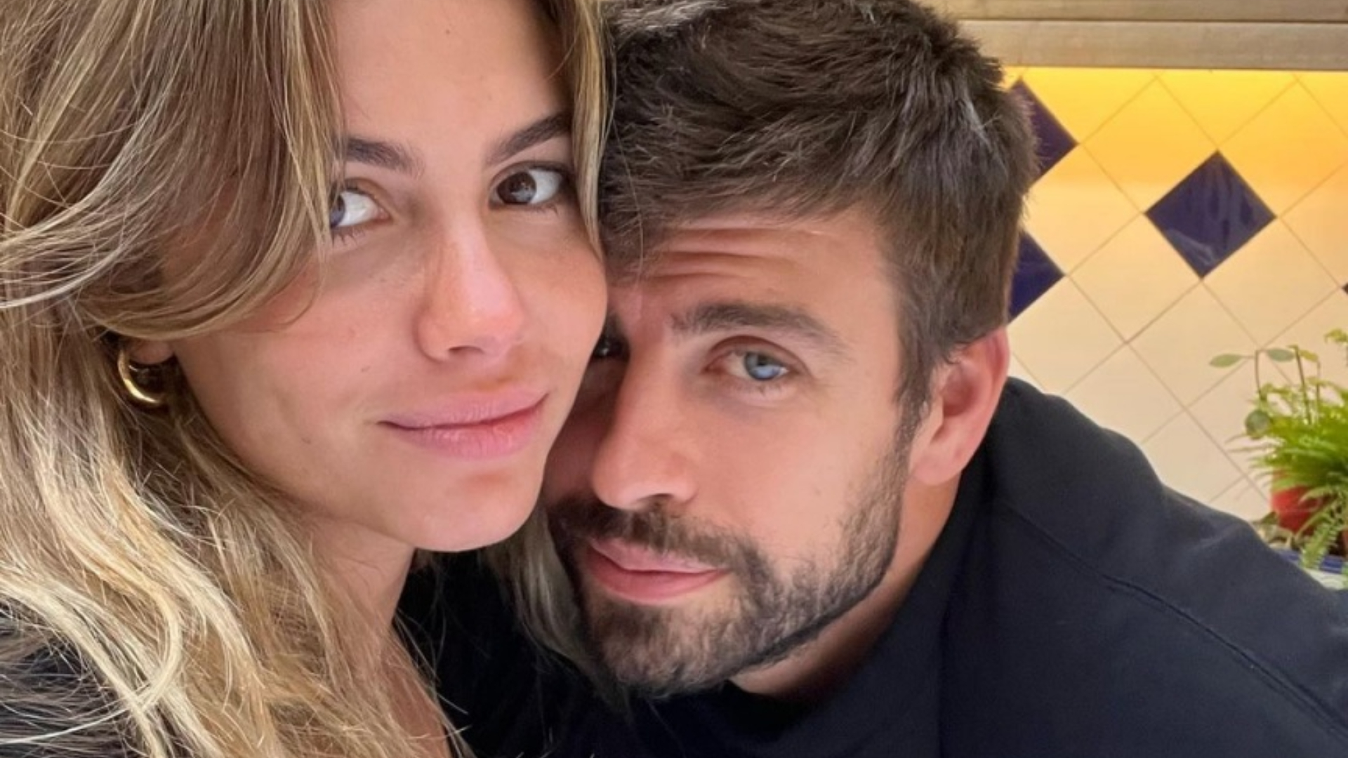 Namorada de Piqué cortou relação com os pais por causa de jogador, diz jornalista