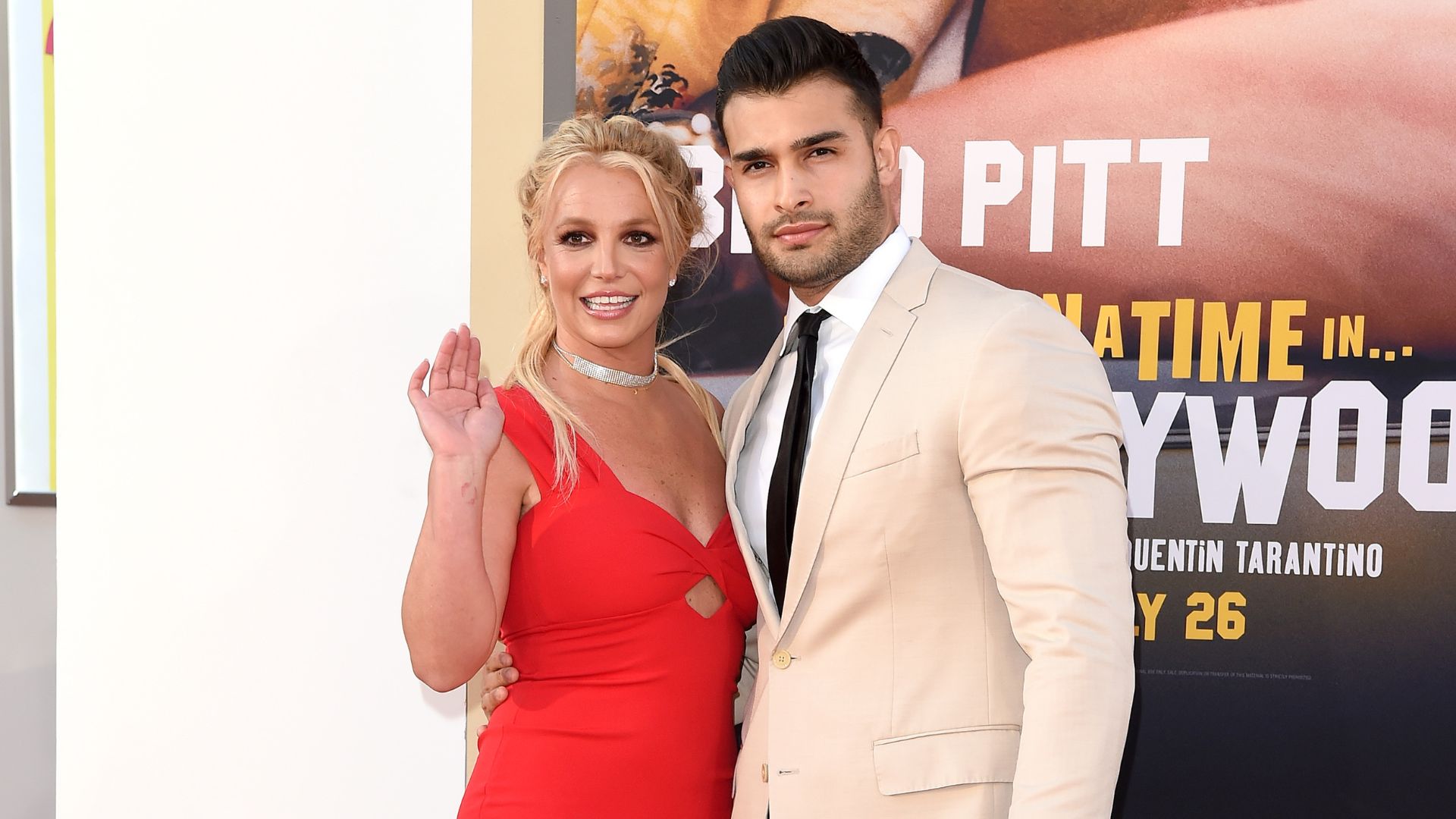 Britney Spears revela como Sam Asghari a ajudou a se libertar da tutela, e dá relato sensível sobre aborto espontâneo