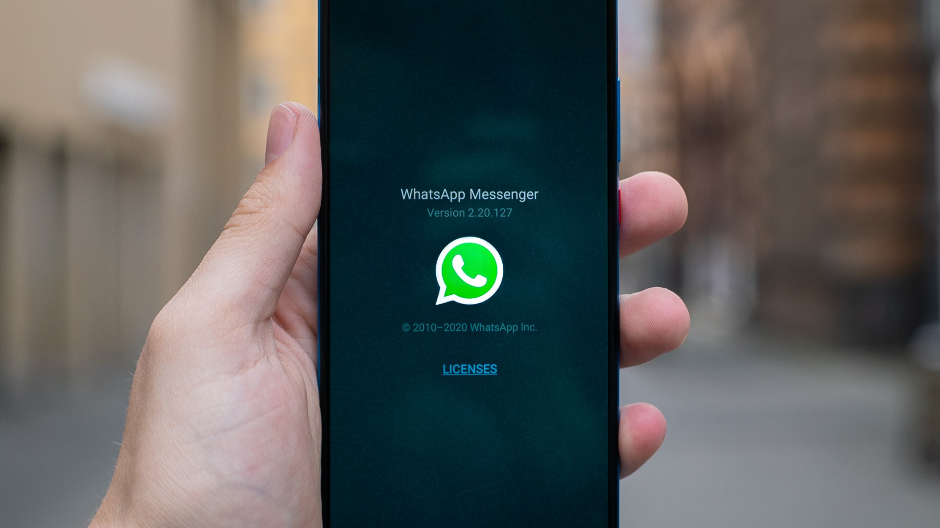 Cómo instalar WhatsApp en el celular, Samsung Galaxy J1