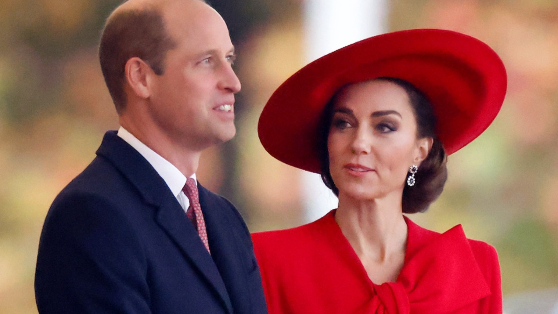 Após polêmica do Photoshop, Kate Middleton é fotografada saindo do Castelo de Windsor com príncipe William; veja imagens