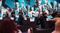 Acelino Popó Freitas e Kleber Bambam brigam durante coletiva de imprensa do 'Fight Music Show 4'
